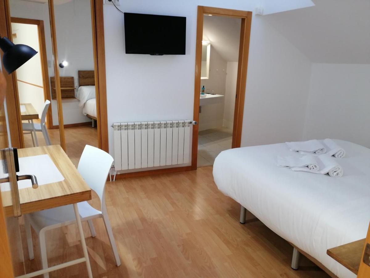 Hostal Cuentame Evolucion Auto Check In บูร์โกส ภายนอก รูปภาพ